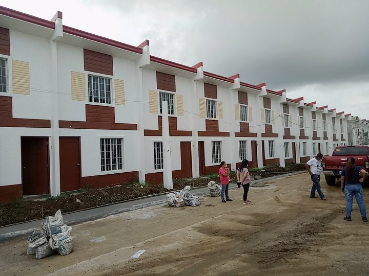 Cheapest townhouse in Tuy Batangas