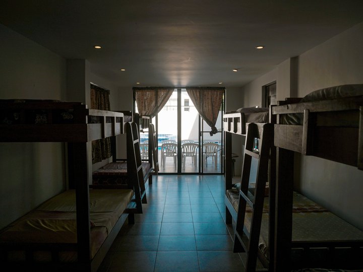 9-bedroom House For Sale in Nasugbu, Batangas