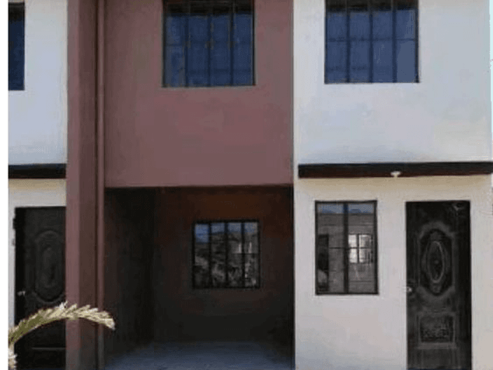 AFFORDABLE TOWNHOUSE IN IMUS CAVITE NEAR MOA