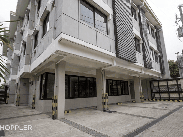 400.0sqm Building for Sale in AFPOVAI Subdivision, Taguig - CS0375875