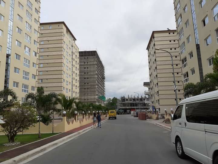 Ready for Occupancy 2Bedroom Condo for sale inside Clark Freeport zon