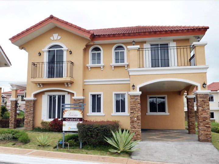 4 Bedroom House For Sale in Cavite near Tagaytay