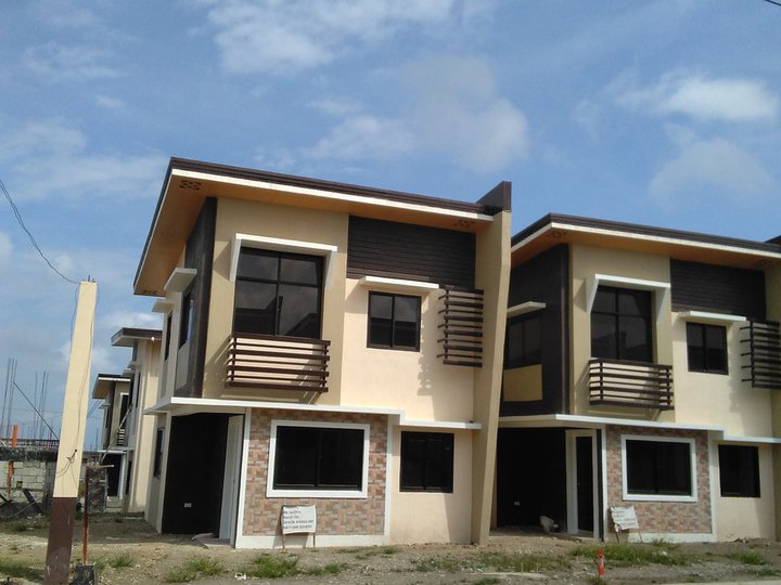 Single Attached for Sale in Cavite | 4BR | 2TB | 1CP