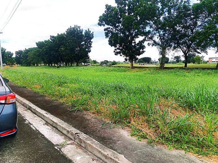 Beverly Place Fairway Lot 511 sqm Residential Lot For Sale in Mexico Pampanga