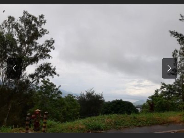 Affordable Lot Overlooking Taal Lake For Sale in Tagaytay Cavite