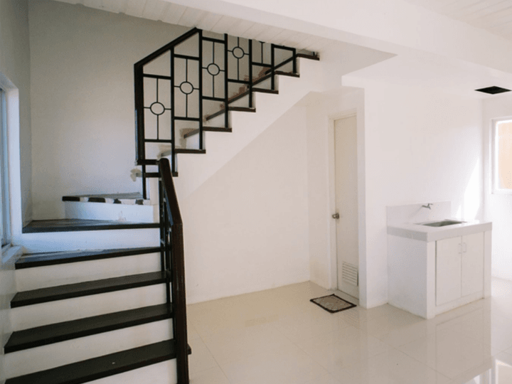 2 BR PRE SELLING IN SILANG CAVITE NEAR CALAX EXIT