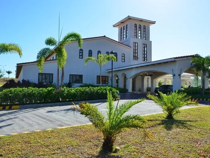 125sqm ample residential lot of Colinas Verdes by Sta Lucia Group of Companies For Sale in Bulacan