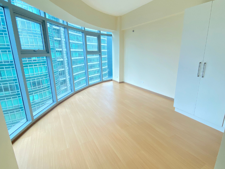 3 Bedroom RFO Condo in BGC