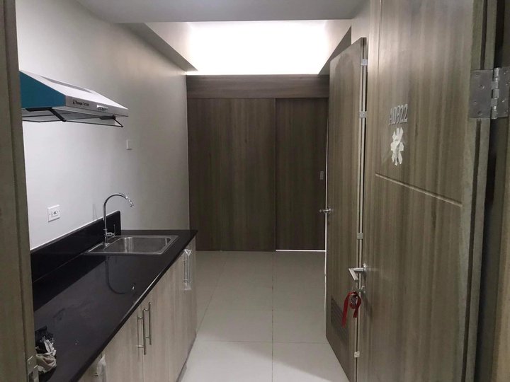 27.76 sqm 2-bedroom Condo For Rent near NAIA Paranaque Metro Manila