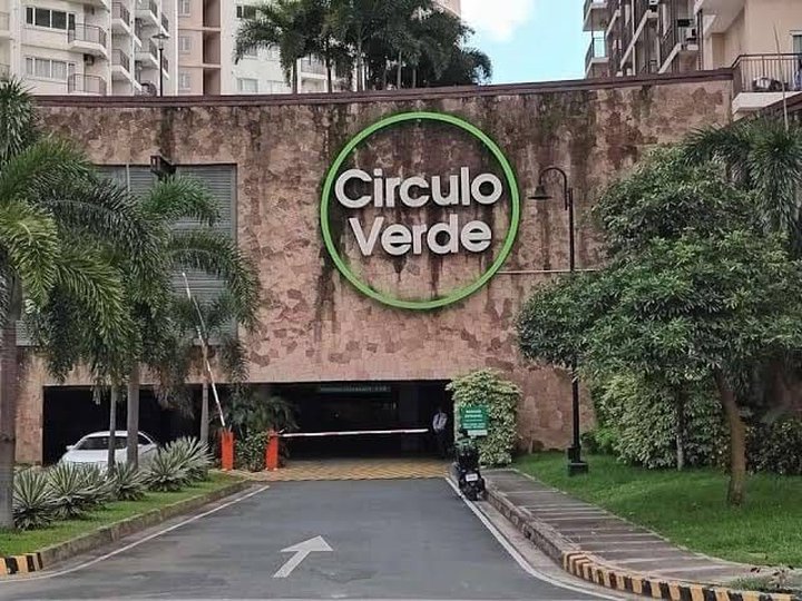 Foreclosed 36.00 sqm 1-bedroom Residential Condo For Sale in Quezon City. Eastwood, Quezon City
