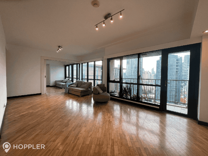 2BR Condo for Rent in Joya Lofts and Towers, Makati - RR3289881