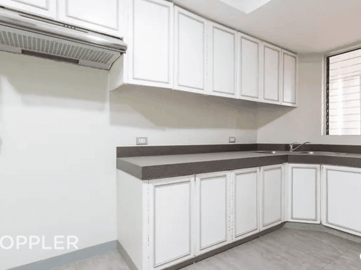 4BR Condo for Sale in The Ritz Towers, Makati - RS4629981