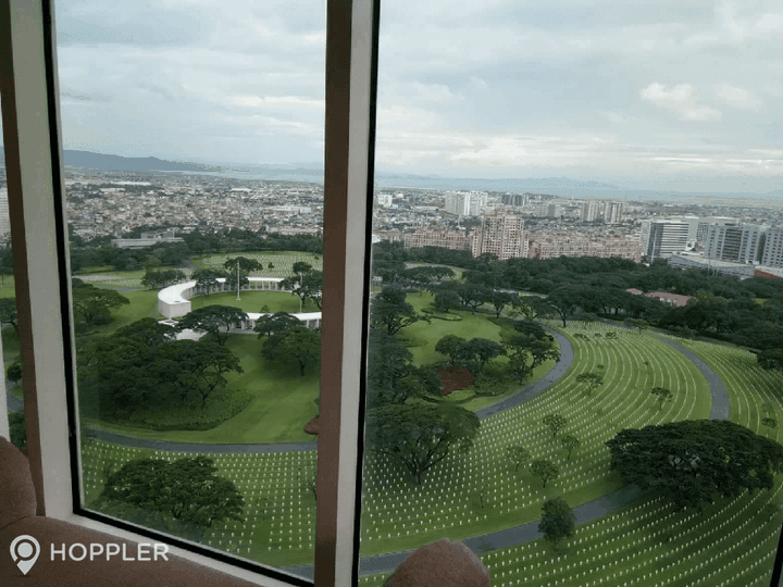 1BR Condo for Sale in Fifth Avenue Place, BGC, Taguig - RS4766881