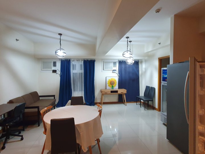 For Rent: 2 Bedrooms 2BR Condo in Trion Tower 2, BGC, Taguig City