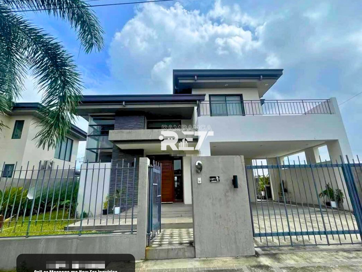 3 Bedrooms Homely House for Rent in Expat Community Near SM Clark Pampanga