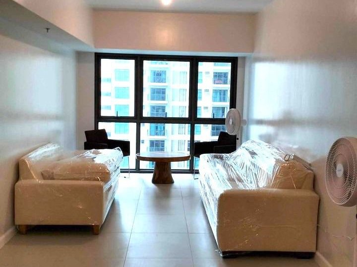 57 sqm Corner Unit Condo for Rent in Makati City at Callisto Tower