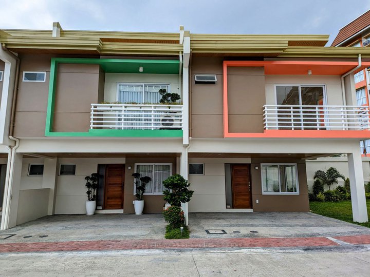 Townhouse For Sale in Paranaque MM