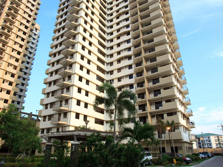 Resort-Inspired 2-Bedroom Condo Unit Cypress Towers in Taguig City, Just Minutes from SM Makati