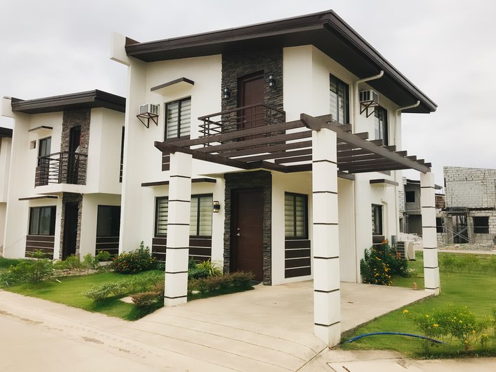 Pre-selling 3BR Single Attached House For Sale Near Carmona Exit