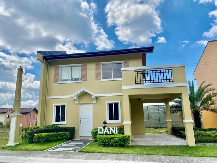 4-bedroom Single Attached House For Sale in Silang Cavite