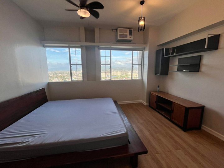 FOR LEASE / FOR SALE Penthouse Unit at Olympic Heights, Eastwood City