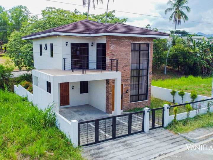 House For Sale in Summitpoint Golf Lipa Batangas - RFO