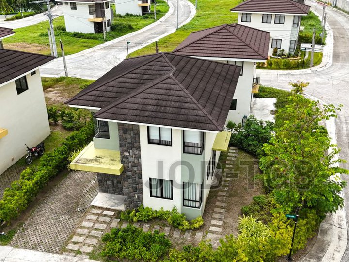 3 bedroom House and lot for sale Vermosa Cavite