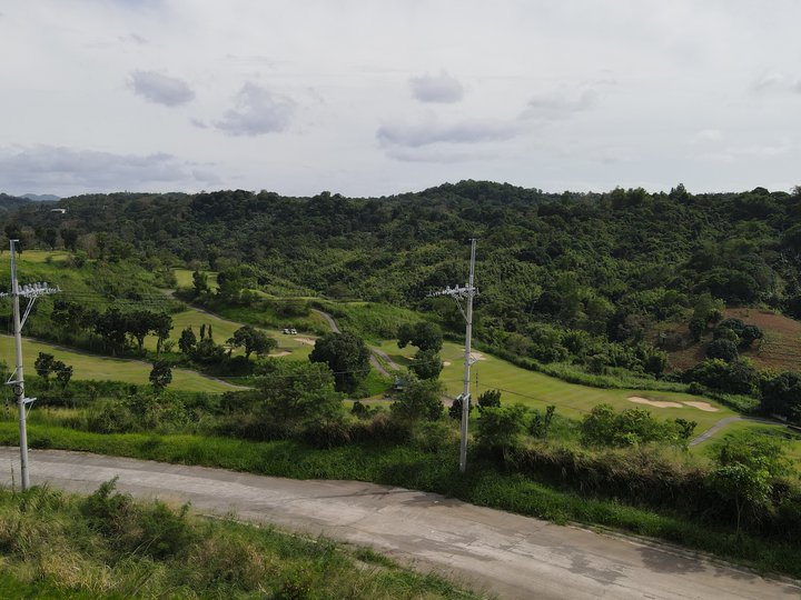Overlooking Fairway Lot For Sale in Antipolo Rizal (732sqm)