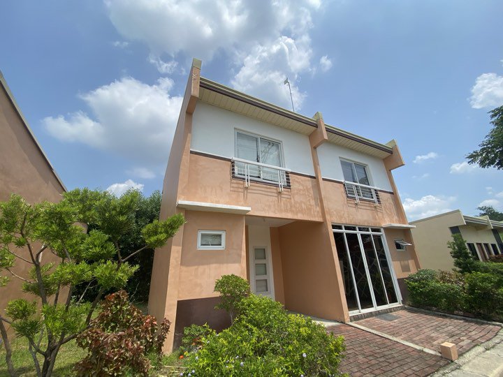 2-bedroom Townhouse For Sale in Urdaneta Pangasinan