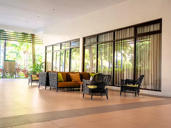 Ready For Occupancy 38 sqm 1-bedroom Residential Condo For Sale in Muntinlupa