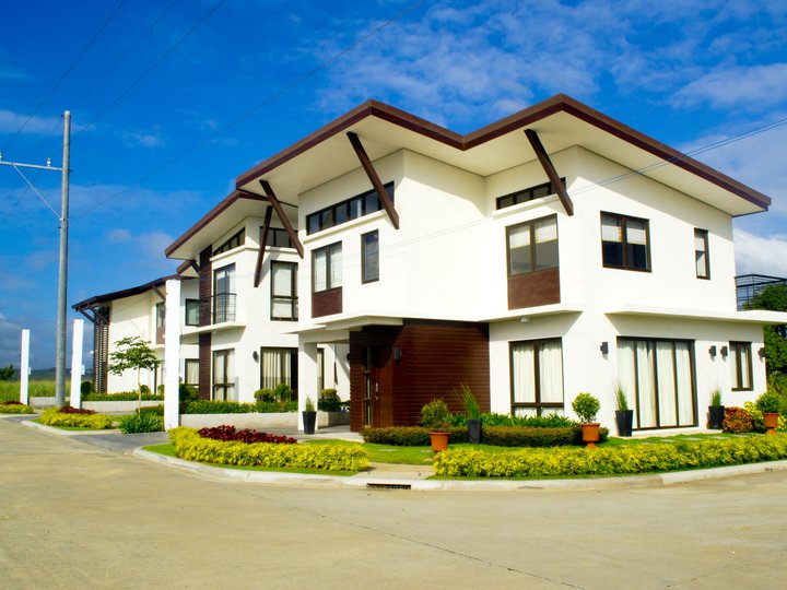 LOT FOR SALE in Sta Rosa Laguna Nuvali for only 25K Monthly 396 sqm