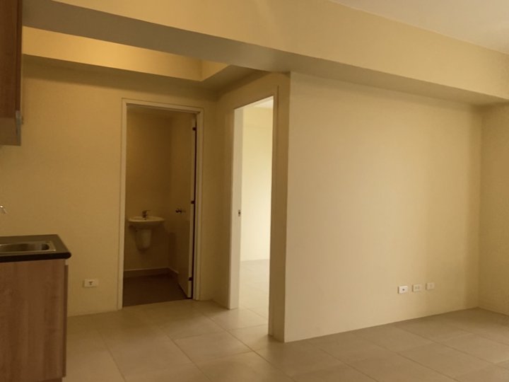 RFO 46.00 sqm 1-bedroom Condo For Sale in Makati Avida Towers Asten