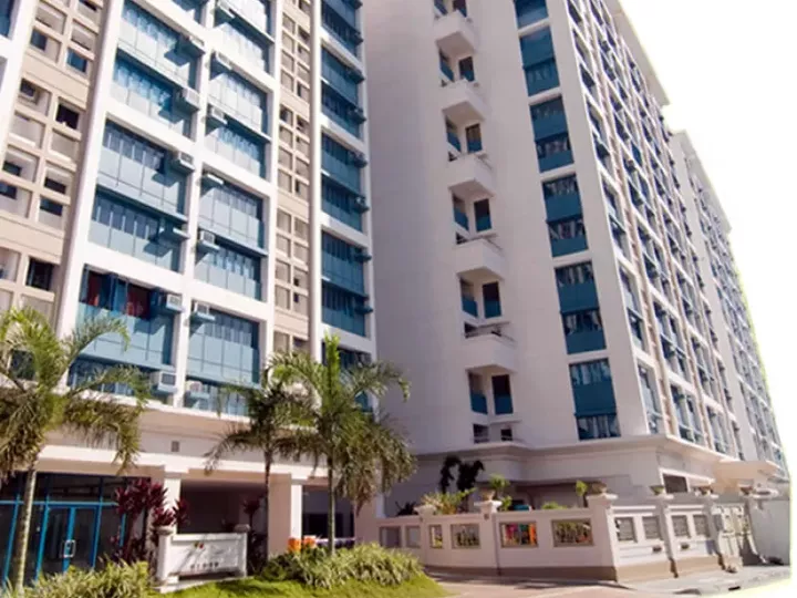 3Bi-Level Condo in West Parc Birch, Alabang
