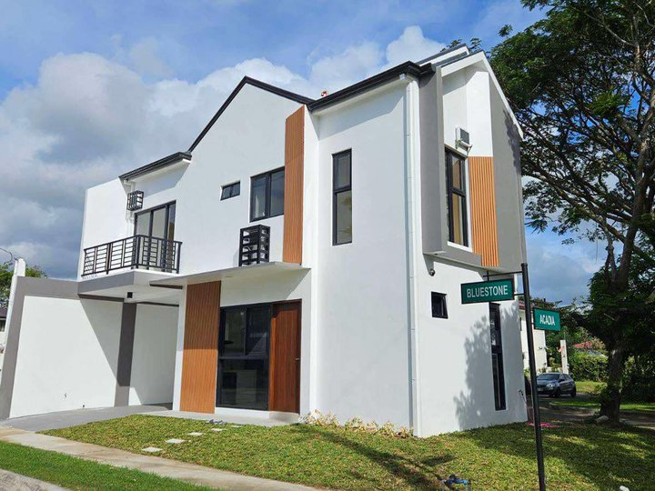 Ready For Occupancy 4-bedroom Single Attached House For Sale in Avida Settings Nuvali Calamba Laguna