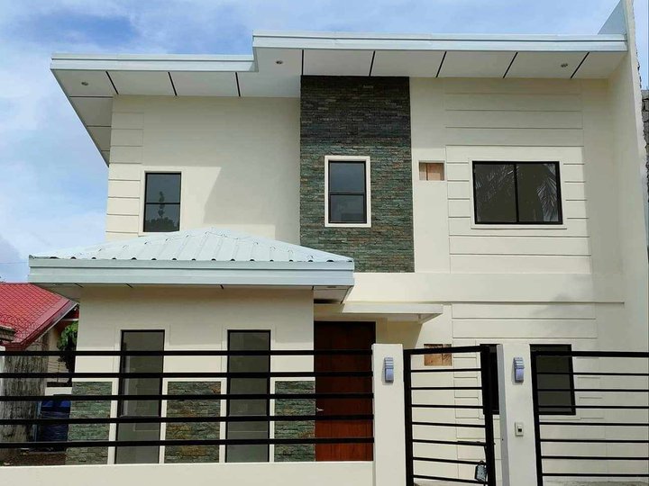 2 Storey Big House and Lot located east area of Bacolod