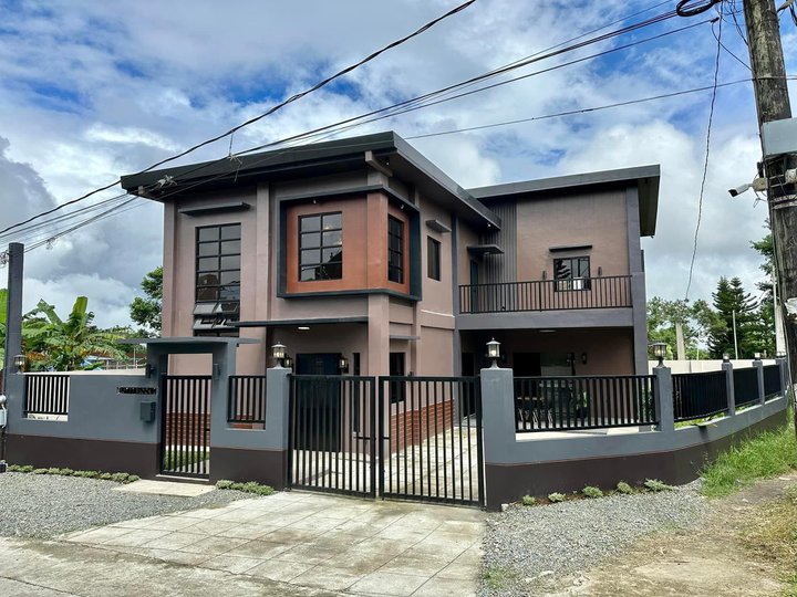 3 bedroom house and lot