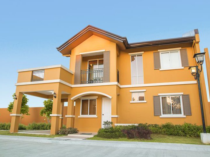 2 storey Single Firewall with 5 Bedrooms in Palo, Leyte
