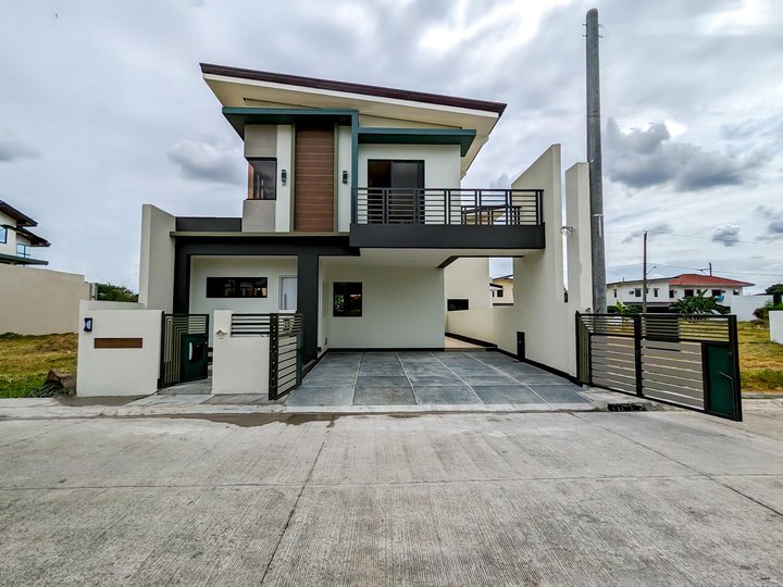 IC-Grand Parkplace / 4-bedroom Single Detached Ready for OccupancyHouse For Sale in Imus Cavite