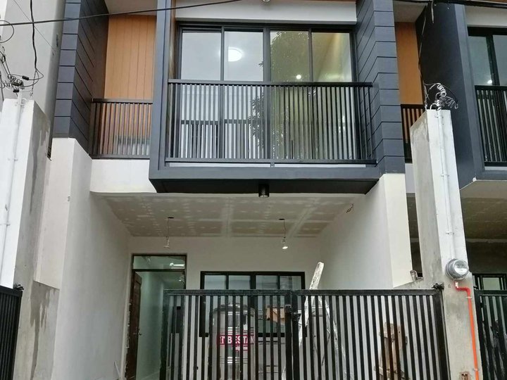 RFO House and Lot For Sale 4-bedroom in Tidy Tips Talon Village Las Pinas City