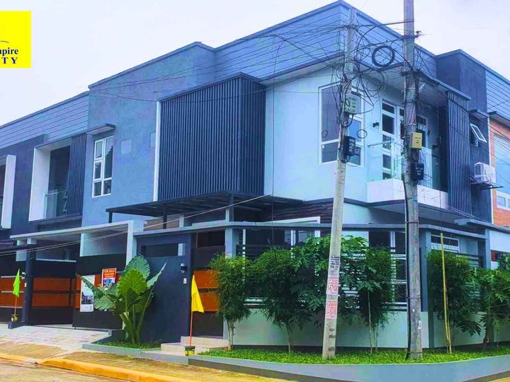 4-bedroom Townhouse For Sale in Fairview Quezon City / QC Metro Manila