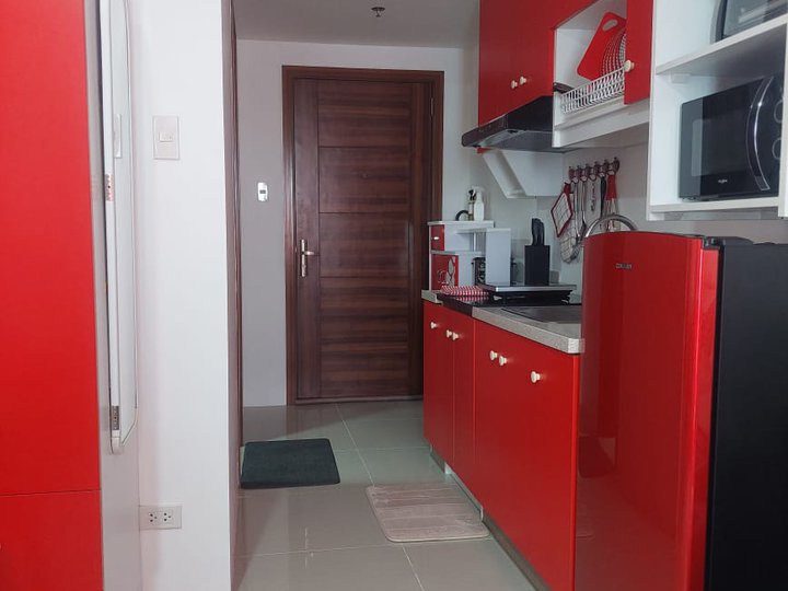Secure and Comfortable Studio Unit, AirBNB Ready