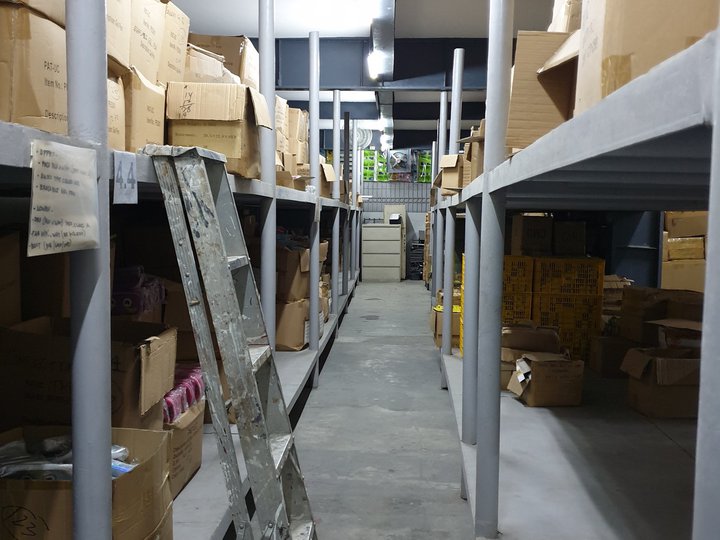 San Juan Office with Warehouse for Long Term Rent