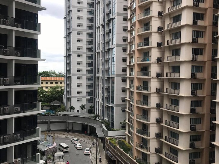 2 bedroom condo at Florence Mckinley