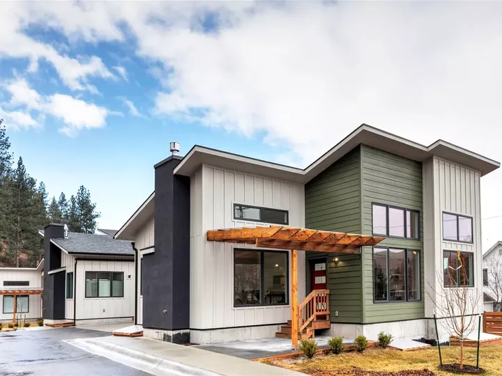 stunning contemporary condo