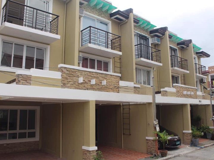 3 STOREY TOWNHOUSE IN BF HOMES PARANAQUE CITY