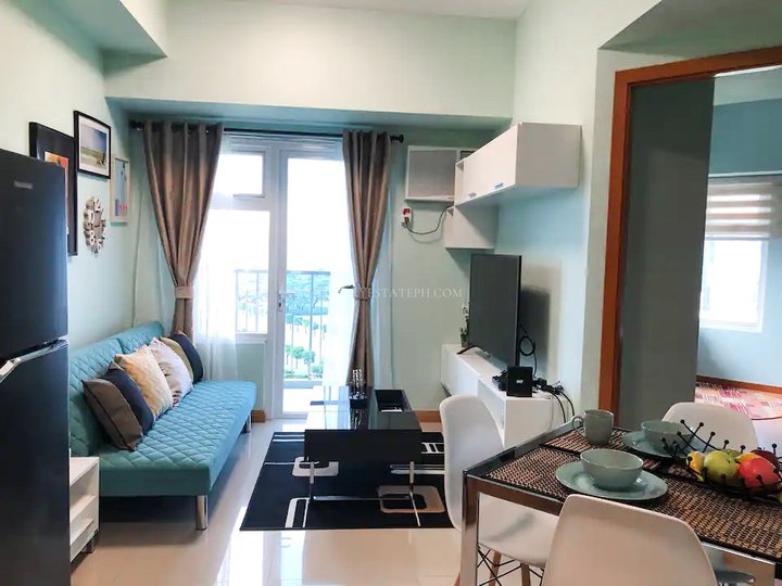 For Sale: The Trion Towers II 1-BEDROOM Condo with Parking in BGC Taguig along McKinley Parkway