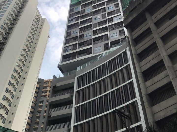 RFO Condo For Sale in Makati - The Ellis by Megaworld - Affordable