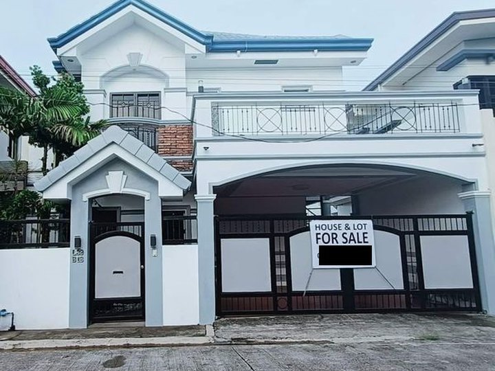 House for Sale in Grand Parkplace Exec Village Aguinaldo Highway Imus Cavite