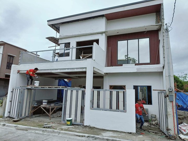 Brand new House for Sale in Villa Toledo Sta Rosa City Laguna