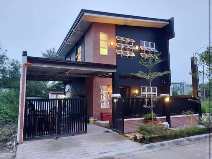 House for Sale in Villa Caceres Sta Rosa Laguna